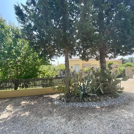Mimosa Garden 1 Апартаменты *